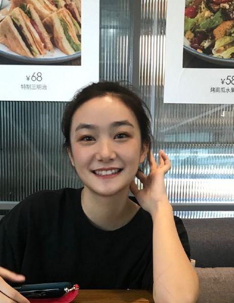 玲妹妹吃瓜,揭秘娱乐圈幕后故事