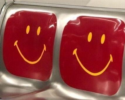 天气热吃瓜文案搞笑,笑对高温，一起‘凉夏吃瓜记！”