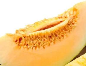 喝酒后吃瓜蜜瓜会怎么样,酒后吃瓜蜜瓜的奇妙体验