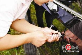 开锁师傅吃瓜现场,揭秘锁匠日常趣闻