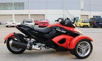 摩托和小刀吃瓜,摩托与小刀的夏日吃瓜盛宴